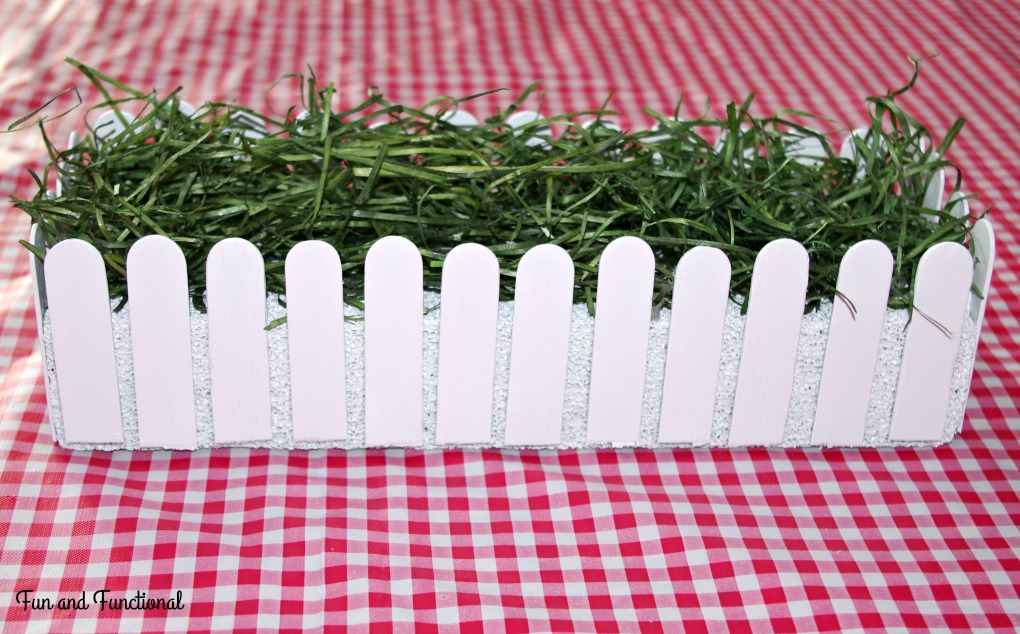 Farm, Birthday Party, Farm Theme, DIY, First Birthday, Popsicle Stick, Picket Fence, Decoration