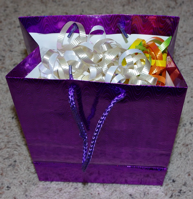 Organizing, Ribbon, Bows, Gift Bag, Cereal Box, Gift Wrapping Supplies, Organizing with Cereal Boxes