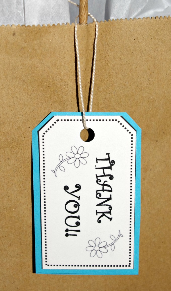 Thank You, Thank You Tags, Free Printable, Free Printables, Printable, Printables, Favor Thank You Tags, Thank You Labels, Fiskars Paper Trimmer, Organized Gift Tags