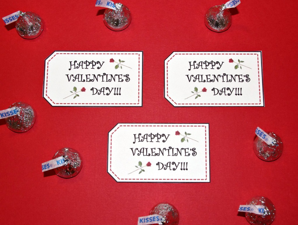 Happy Valentine’s Day, Happy Valentine’s Day Tags, Happy Valentine’s Day Printable, Free Printable, Free Printables, Printable, Printables, Valentine’s Day Labels, Fiskars Paper Trimmer, Organized Gift Tags