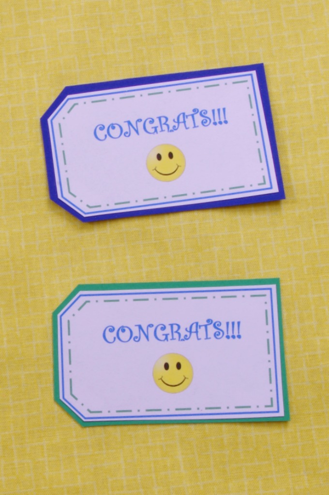 Check out this post to snag some free printable Congrats tags! They will bring a smile to the person you are congratulating! | #gift #gifttag #printable